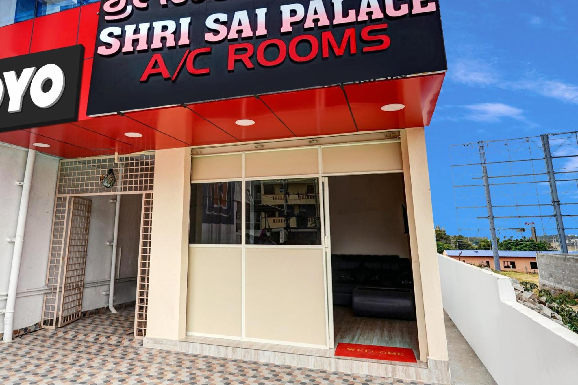Oyo Flagship Shri Sai Palace Kumbalgod Exterior photo